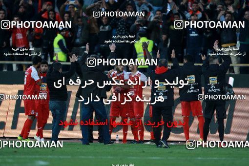 944322, Tehran, [*parameter:4*], لیگ برتر فوتبال ایران، Persian Gulf Cup، Week 14، First Leg، Persepolis 4 v 0 Zob Ahan Esfahan on 2017/12/01 at Azadi Stadium