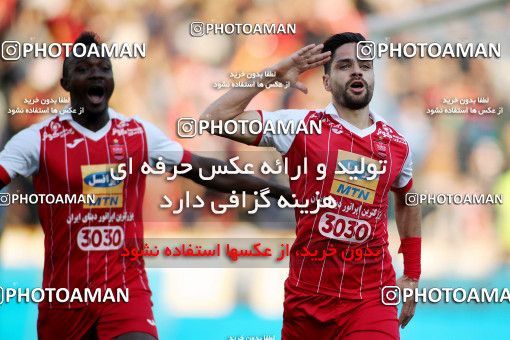 1076988, Tehran, [*parameter:4*], لیگ برتر فوتبال ایران، Persian Gulf Cup، Week 14، First Leg، Persepolis 4 v 0 Zob Ahan Esfahan on 2017/12/01 at Azadi Stadium