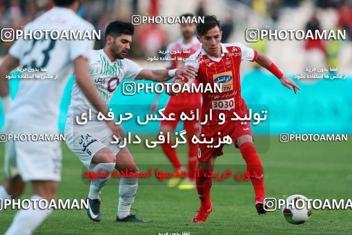 944009, Tehran, [*parameter:4*], لیگ برتر فوتبال ایران، Persian Gulf Cup، Week 14، First Leg، Persepolis 4 v 0 Zob Ahan Esfahan on 2017/12/01 at Azadi Stadium