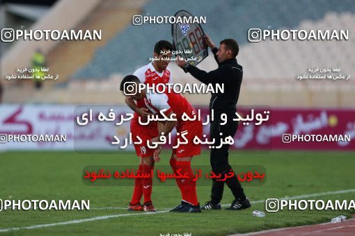 943998, Tehran, [*parameter:4*], لیگ برتر فوتبال ایران، Persian Gulf Cup، Week 14، First Leg، Persepolis 4 v 0 Zob Ahan Esfahan on 2017/12/01 at Azadi Stadium