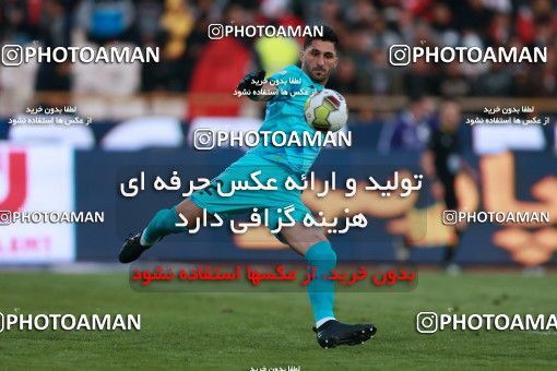 943933, Tehran, [*parameter:4*], لیگ برتر فوتبال ایران، Persian Gulf Cup، Week 14، First Leg، Persepolis 4 v 0 Zob Ahan Esfahan on 2017/12/01 at Azadi Stadium