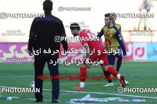 944689, Tehran, [*parameter:4*], لیگ برتر فوتبال ایران، Persian Gulf Cup، Week 14، First Leg، Naft Tehran 0 v 0 Pars Jonoubi Jam on 2017/12/01 at Takhti Stadium