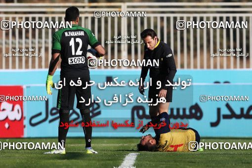 944932, Tehran, [*parameter:4*], لیگ برتر فوتبال ایران، Persian Gulf Cup، Week 14، First Leg، Naft Tehran 0 v 0 Pars Jonoubi Jam on 2017/12/01 at Takhti Stadium