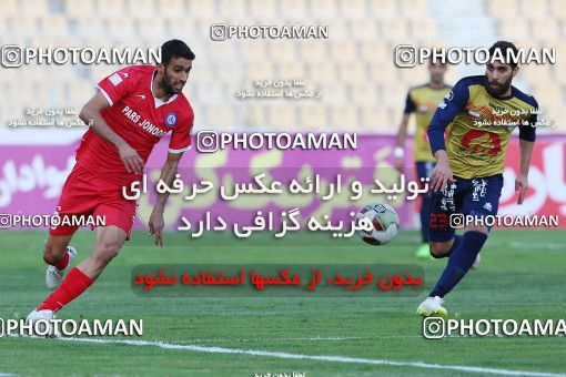 944619, Tehran, [*parameter:4*], لیگ برتر فوتبال ایران، Persian Gulf Cup، Week 14، First Leg، Naft Tehran 0 v 0 Pars Jonoubi Jam on 2017/12/01 at Takhti Stadium