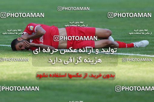 945013, Tehran, [*parameter:4*], لیگ برتر فوتبال ایران، Persian Gulf Cup، Week 14، First Leg، Naft Tehran 0 v 0 Pars Jonoubi Jam on 2017/12/01 at Takhti Stadium
