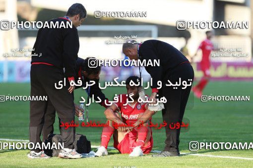 944672, Tehran, [*parameter:4*], لیگ برتر فوتبال ایران، Persian Gulf Cup، Week 14، First Leg، Naft Tehran 0 v 0 Pars Jonoubi Jam on 2017/12/01 at Takhti Stadium