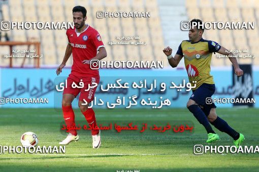 944629, Tehran, [*parameter:4*], لیگ برتر فوتبال ایران، Persian Gulf Cup، Week 14، First Leg، Naft Tehran 0 v 0 Pars Jonoubi Jam on 2017/12/01 at Takhti Stadium