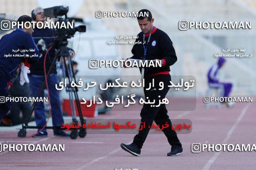 944762, Tehran, [*parameter:4*], لیگ برتر فوتبال ایران، Persian Gulf Cup، Week 14، First Leg، Naft Tehran 0 v 0 Pars Jonoubi Jam on 2017/12/01 at Takhti Stadium