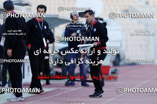 944710, Tehran, [*parameter:4*], لیگ برتر فوتبال ایران، Persian Gulf Cup، Week 14، First Leg، Naft Tehran 0 v 0 Pars Jonoubi Jam on 2017/12/01 at Takhti Stadium