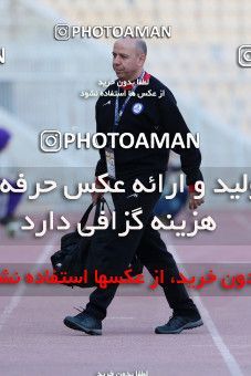 944626, Tehran, [*parameter:4*], لیگ برتر فوتبال ایران، Persian Gulf Cup، Week 14، First Leg، Naft Tehran 0 v 0 Pars Jonoubi Jam on 2017/12/01 at Takhti Stadium