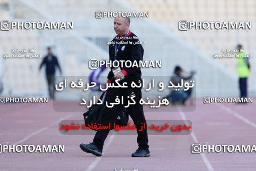 944693, Tehran, [*parameter:4*], لیگ برتر فوتبال ایران، Persian Gulf Cup، Week 14، First Leg، Naft Tehran 0 v 0 Pars Jonoubi Jam on 2017/12/01 at Takhti Stadium