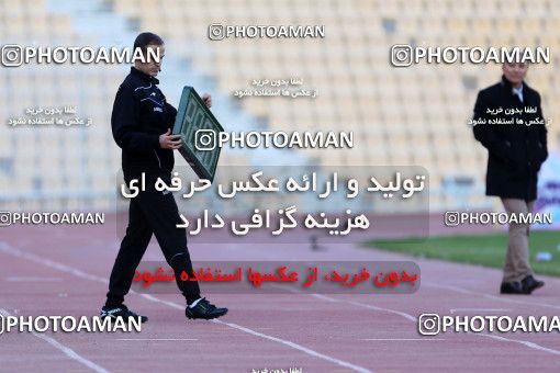944906, Tehran, [*parameter:4*], لیگ برتر فوتبال ایران، Persian Gulf Cup، Week 14، First Leg، Naft Tehran 0 v 0 Pars Jonoubi Jam on 2017/12/01 at Takhti Stadium
