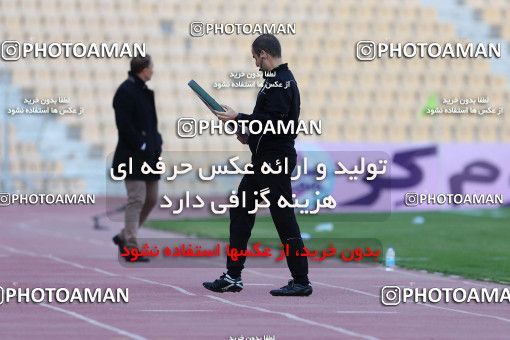 945043, Tehran, [*parameter:4*], لیگ برتر فوتبال ایران، Persian Gulf Cup، Week 14، First Leg، Naft Tehran 0 v 0 Pars Jonoubi Jam on 2017/12/01 at Takhti Stadium