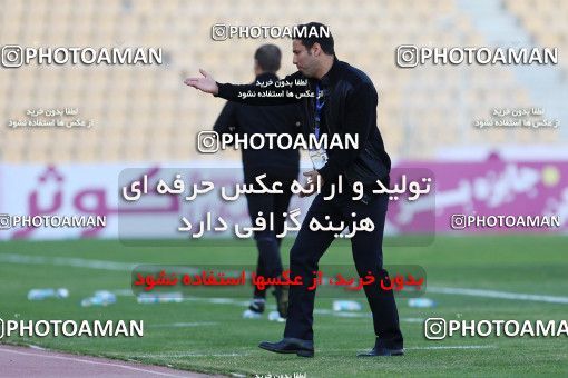 944887, Tehran, [*parameter:4*], لیگ برتر فوتبال ایران، Persian Gulf Cup، Week 14، First Leg، Naft Tehran 0 v 0 Pars Jonoubi Jam on 2017/12/01 at Takhti Stadium