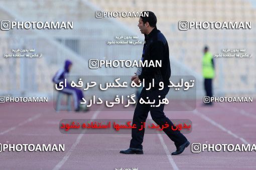 944969, Tehran, [*parameter:4*], لیگ برتر فوتبال ایران، Persian Gulf Cup، Week 14، First Leg، Naft Tehran 0 v 0 Pars Jonoubi Jam on 2017/12/01 at Takhti Stadium