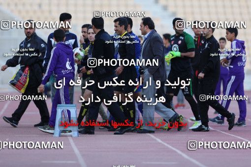 944978, Tehran, [*parameter:4*], لیگ برتر فوتبال ایران، Persian Gulf Cup، Week 14، First Leg، Naft Tehran 0 v 0 Pars Jonoubi Jam on 2017/12/01 at Takhti Stadium