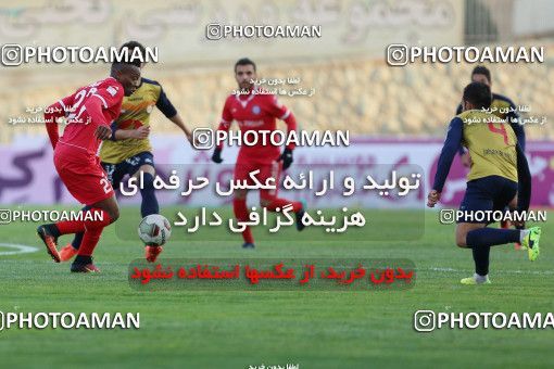 944985, Tehran, [*parameter:4*], لیگ برتر فوتبال ایران، Persian Gulf Cup، Week 14، First Leg، Naft Tehran 0 v 0 Pars Jonoubi Jam on 2017/12/01 at Takhti Stadium