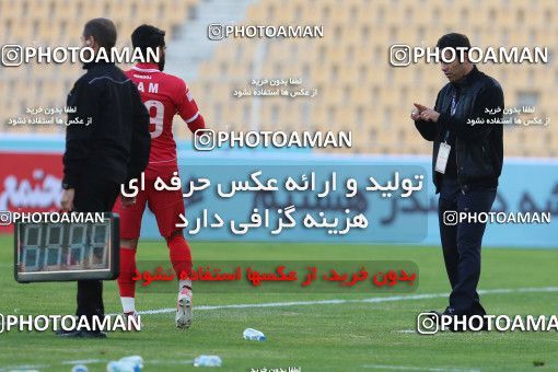 945376, Tehran, [*parameter:4*], لیگ برتر فوتبال ایران، Persian Gulf Cup، Week 14، First Leg، Naft Tehran 0 v 0 Pars Jonoubi Jam on 2017/12/01 at Takhti Stadium