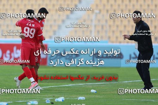 944952, Tehran, [*parameter:4*], لیگ برتر فوتبال ایران، Persian Gulf Cup، Week 14، First Leg، Naft Tehran 0 v 0 Pars Jonoubi Jam on 2017/12/01 at Takhti Stadium
