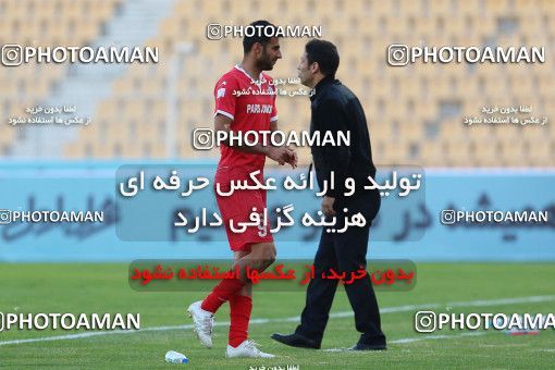 944727, Tehran, [*parameter:4*], لیگ برتر فوتبال ایران، Persian Gulf Cup، Week 14، First Leg، Naft Tehran 0 v 0 Pars Jonoubi Jam on 2017/12/01 at Takhti Stadium
