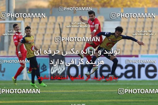 944974, Tehran, [*parameter:4*], لیگ برتر فوتبال ایران، Persian Gulf Cup، Week 14، First Leg، Naft Tehran 0 v 0 Pars Jonoubi Jam on 2017/12/01 at Takhti Stadium
