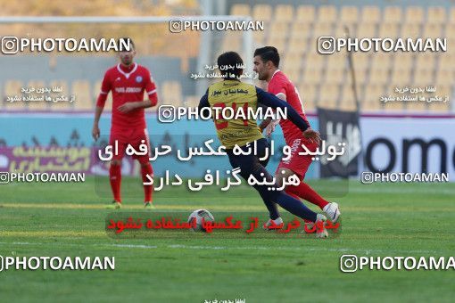 944793, Tehran, [*parameter:4*], لیگ برتر فوتبال ایران، Persian Gulf Cup، Week 14، First Leg، Naft Tehran 0 v 0 Pars Jonoubi Jam on 2017/12/01 at Takhti Stadium