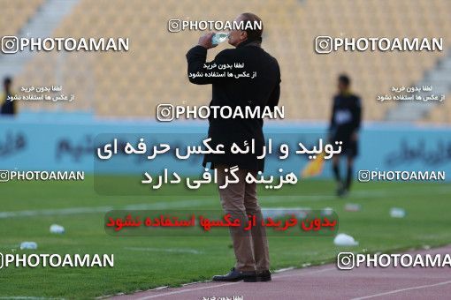 944879, Tehran, [*parameter:4*], لیگ برتر فوتبال ایران، Persian Gulf Cup، Week 14، First Leg، Naft Tehran 0 v 0 Pars Jonoubi Jam on 2017/12/01 at Takhti Stadium