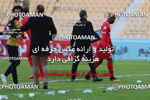 944845, Tehran, [*parameter:4*], لیگ برتر فوتبال ایران، Persian Gulf Cup، Week 14، First Leg، Naft Tehran 0 v 0 Pars Jonoubi Jam on 2017/12/01 at Takhti Stadium