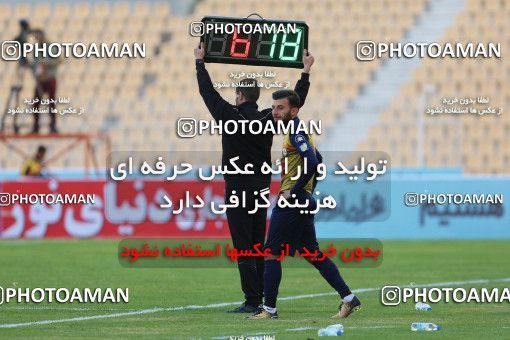 945408, Tehran, [*parameter:4*], لیگ برتر فوتبال ایران، Persian Gulf Cup، Week 14، First Leg، Naft Tehran 0 v 0 Pars Jonoubi Jam on 2017/12/01 at Takhti Stadium