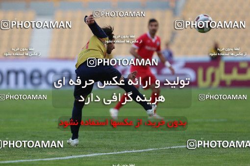 944638, Tehran, [*parameter:4*], لیگ برتر فوتبال ایران، Persian Gulf Cup، Week 14، First Leg، Naft Tehran 0 v 0 Pars Jonoubi Jam on 2017/12/01 at Takhti Stadium