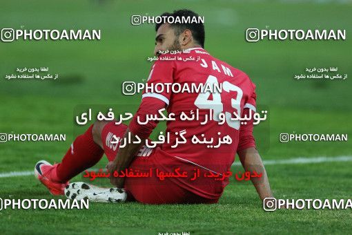 944654, Tehran, [*parameter:4*], لیگ برتر فوتبال ایران، Persian Gulf Cup، Week 14، First Leg، Naft Tehran 0 v 0 Pars Jonoubi Jam on 2017/12/01 at Takhti Stadium