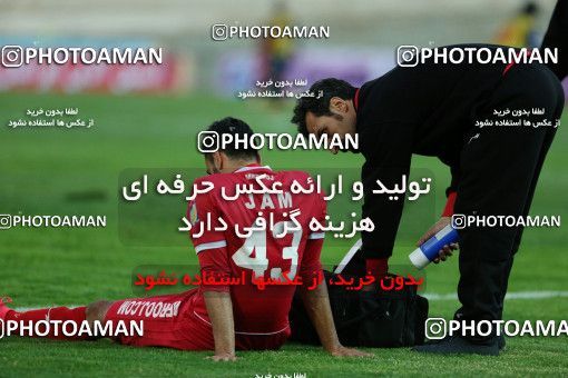 945151, Tehran, [*parameter:4*], لیگ برتر فوتبال ایران، Persian Gulf Cup، Week 14، First Leg، Naft Tehran 0 v 0 Pars Jonoubi Jam on 2017/12/01 at Takhti Stadium