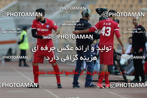 945306, Tehran, [*parameter:4*], لیگ برتر فوتبال ایران، Persian Gulf Cup، Week 14، First Leg، Naft Tehran 0 v 0 Pars Jonoubi Jam on 2017/12/01 at Takhti Stadium