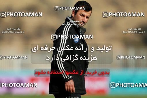958986, Tehran, [*parameter:4*], لیگ برتر فوتبال ایران، Persian Gulf Cup، Week 14، First Leg، Naft Tehran 0 v 0 Pars Jonoubi Jam on 2017/12/01 at Takhti Stadium