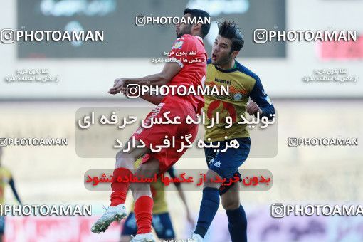 958803, Tehran, [*parameter:4*], لیگ برتر فوتبال ایران، Persian Gulf Cup، Week 14، First Leg، Naft Tehran 0 v 0 Pars Jonoubi Jam on 2017/12/01 at Takhti Stadium