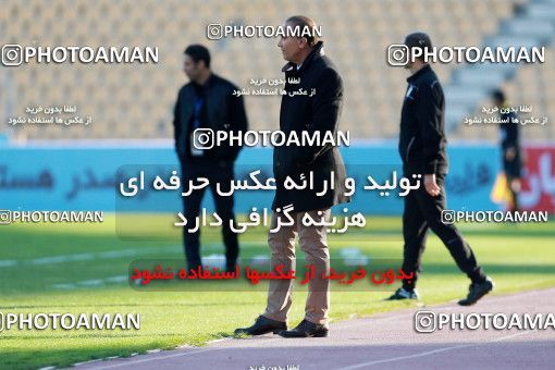 958682, Tehran, [*parameter:4*], لیگ برتر فوتبال ایران، Persian Gulf Cup، Week 14، First Leg، Naft Tehran 0 v 0 Pars Jonoubi Jam on 2017/12/01 at Takhti Stadium