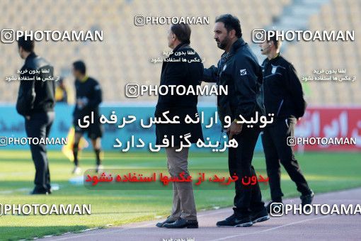 958633, Tehran, [*parameter:4*], لیگ برتر فوتبال ایران، Persian Gulf Cup، Week 14، First Leg، Naft Tehran 0 v 0 Pars Jonoubi Jam on 2017/12/01 at Takhti Stadium