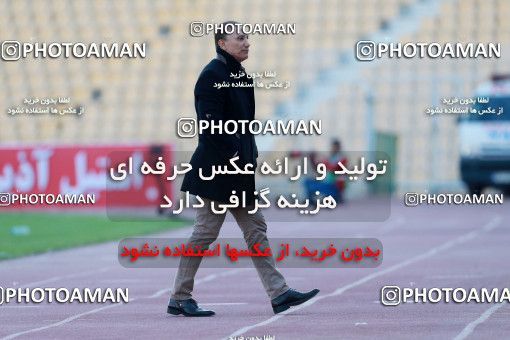 959157, Tehran, [*parameter:4*], لیگ برتر فوتبال ایران، Persian Gulf Cup، Week 14، First Leg، Naft Tehran 0 v 0 Pars Jonoubi Jam on 2017/12/01 at Takhti Stadium