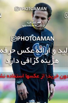 958875, Tehran, [*parameter:4*], لیگ برتر فوتبال ایران، Persian Gulf Cup، Week 14، First Leg، Naft Tehran 0 v 0 Pars Jonoubi Jam on 2017/12/01 at Takhti Stadium