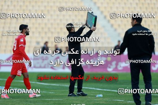 958756, Tehran, [*parameter:4*], لیگ برتر فوتبال ایران، Persian Gulf Cup، Week 14، First Leg، Naft Tehran 0 v 0 Pars Jonoubi Jam on 2017/12/01 at Takhti Stadium