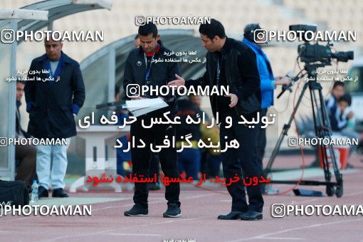 959149, Tehran, [*parameter:4*], لیگ برتر فوتبال ایران، Persian Gulf Cup، Week 14، First Leg، Naft Tehran 0 v 0 Pars Jonoubi Jam on 2017/12/01 at Takhti Stadium