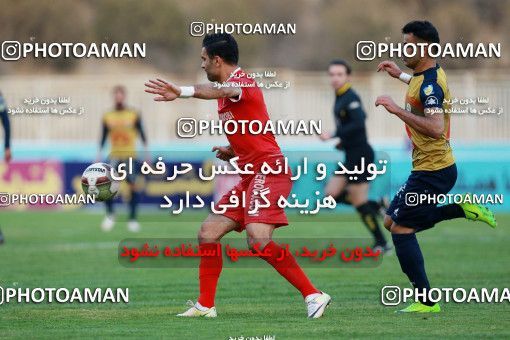 958685, Tehran, [*parameter:4*], لیگ برتر فوتبال ایران، Persian Gulf Cup، Week 14، First Leg، Naft Tehran 0 v 0 Pars Jonoubi Jam on 2017/12/01 at Takhti Stadium