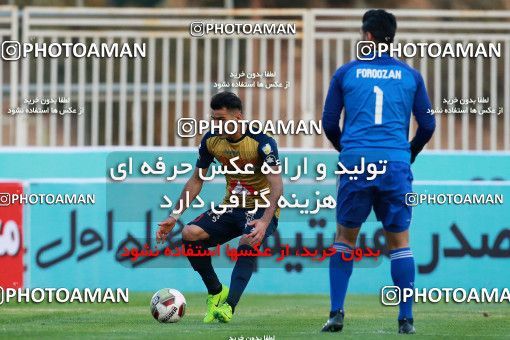 958883, Tehran, [*parameter:4*], لیگ برتر فوتبال ایران، Persian Gulf Cup، Week 14، First Leg، Naft Tehran 0 v 0 Pars Jonoubi Jam on 2017/12/01 at Takhti Stadium