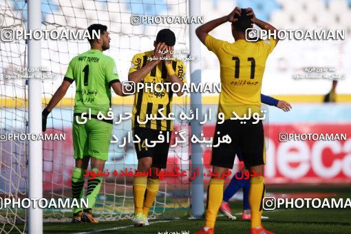 944506, Isfahan, [*parameter:4*], لیگ برتر فوتبال ایران، Persian Gulf Cup، Week 14، First Leg، Sepahan 1 v 1 Esteghlal Khouzestan on 2017/11/30 at Naghsh-e Jahan Stadium