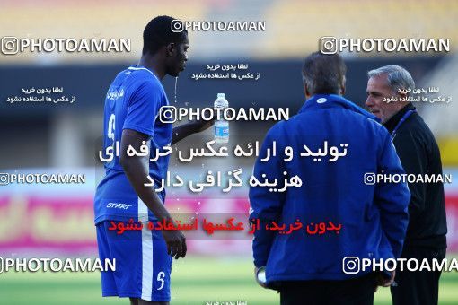 944421, Isfahan, [*parameter:4*], لیگ برتر فوتبال ایران، Persian Gulf Cup، Week 14، First Leg، Sepahan 1 v 1 Esteghlal Khouzestan on 2017/11/30 at Naghsh-e Jahan Stadium