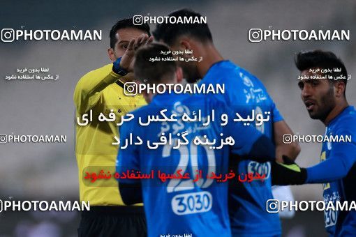 952357, Tehran, [*parameter:4*], لیگ برتر فوتبال ایران، Persian Gulf Cup، Week 13، First Leg، Esteghlal 2 v 0 Gostaresh Foulad Tabriz on 2017/11/25 at Azadi Stadium