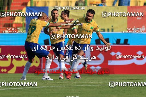 948289, Abadan, [*parameter:4*], Iran Pro League، Persian Gulf Cup، 2017-18 season، First Leg، Week 13، Sanat Naft Abadan 3 v 2 Sepahan on 2017/11/24 at Takhti Stadium Abadan