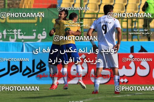 947764, Abadan, [*parameter:4*], لیگ برتر فوتبال ایران، Persian Gulf Cup، Week 13، First Leg، Sanat Naft Abadan 3 v 2 Sepahan on 2017/11/24 at Takhti Stadium Abadan