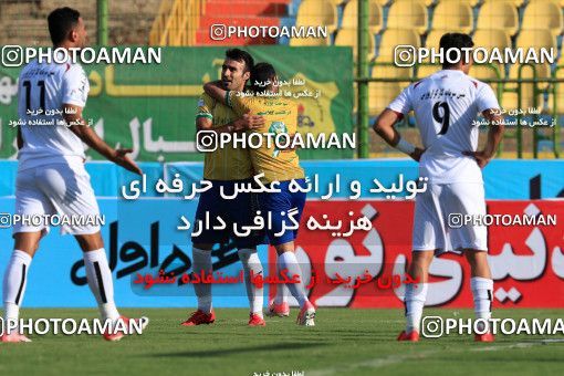 947808, Abadan, [*parameter:4*], لیگ برتر فوتبال ایران، Persian Gulf Cup، Week 13، First Leg، Sanat Naft Abadan 3 v 2 Sepahan on 2017/11/24 at Takhti Stadium Abadan