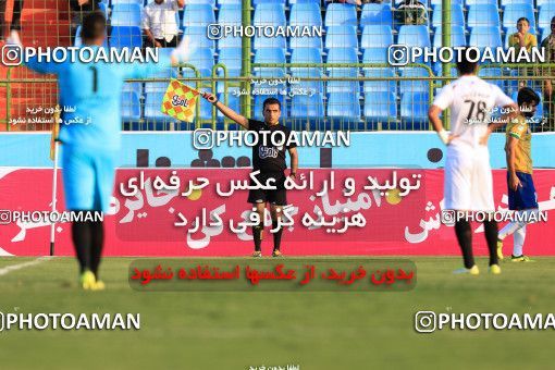 948115, Abadan, [*parameter:4*], لیگ برتر فوتبال ایران، Persian Gulf Cup، Week 13، First Leg، Sanat Naft Abadan 3 v 2 Sepahan on 2017/11/24 at Takhti Stadium Abadan